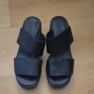 Black Platform Sandals